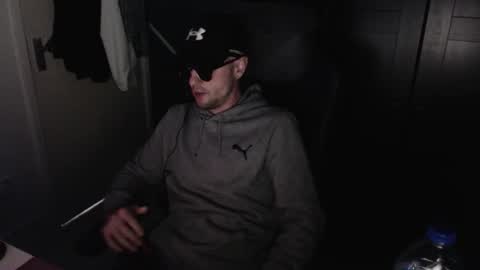 Snapshot of britishbigdick_ chatting on September 29, 6:24 pm britishbigdick_ online show from September 29, 6:24 pm