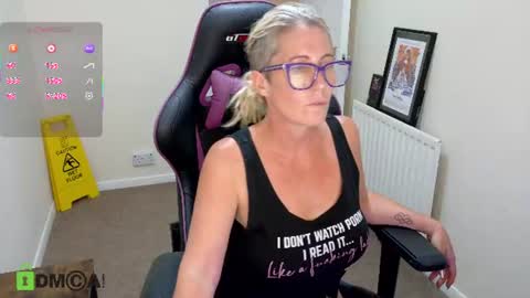 Lady Annabelle Montgomery online show from July 14, 10:59 pm