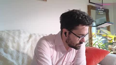 Callum online show from May 17, 4:58 pm