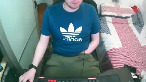 British Tom online show from February 25, 12:20 am