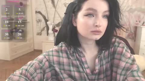 Snapshot of britneybarker chatting on March 20, 4:50 am britneybarker online show from March 20, 4:50 am