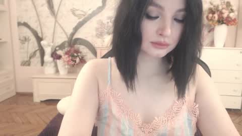 Snapshot of britneybarker chatting on March 21, 5:12 am britneybarker online show from March 21, 5:12 am