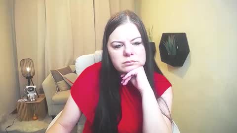 Snapshot of britneyraine chatting on March 15, 7:03 am britneyraine online show from March 15, 7:03 am