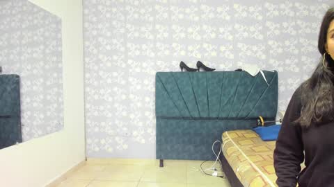 Snapshot of britneysweet_ chatting on December 7, 5:31 pm BritneySweet online show from December 7, 5:31 pm