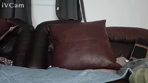 Snapshot of broadchatib chatting on April 4, 6:11 am broadchatib online show from April 4, 6:11 am