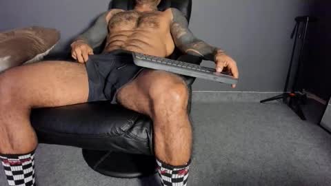 Snapshot of brockhurn_ chatting on March 20, 1:54 am brockhurn_ online show from March 20, 1:54 am