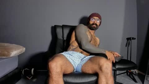 Snapshot of brockhurn_ chatting on March 23, 11:42 pm brockhurn_ online show from March 23, 11:42 pm