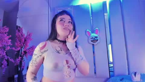     online show from July 11, 3:04 pm