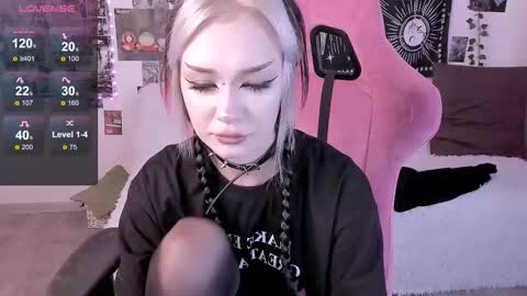 Snapshot of broodmommyy3 chatting on September 21, 9:22 am Martha online show from September 21, 9:22 am