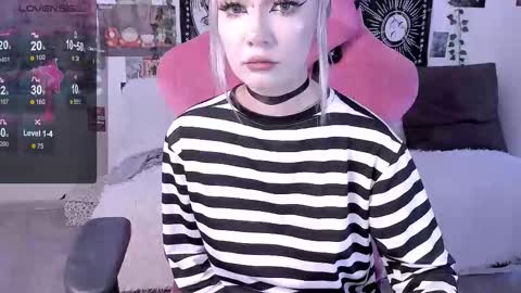 Snapshot of broodmommyy3 chatting on September 26, 9:02 am Martha online show from September 26, 9:02 am