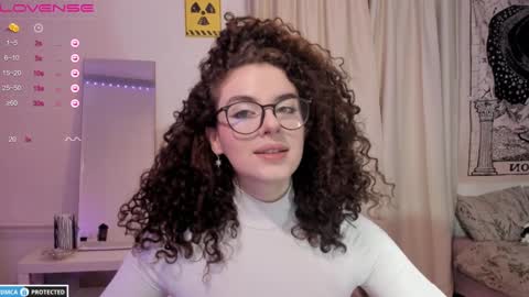 Snapshot of brookchills chatting on December 4, 7:23 pm Brook Help me collect 100 reactions online show from December 4, 7:23 pm