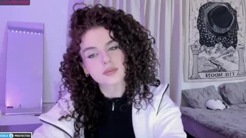 Snapshot of brookchills chatting on February 12, 7:45 pm Brook Help me collect 100 reactions online show from February 12, 7:45 pm