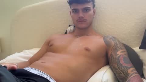 BrooklynTay online show from February 7, 12:03 am