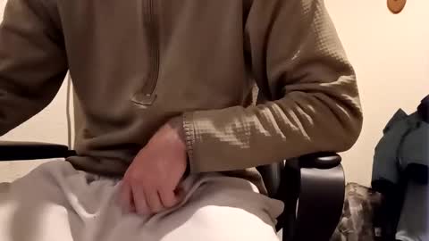 broski2002633810 online show from October 28, 6:17 am