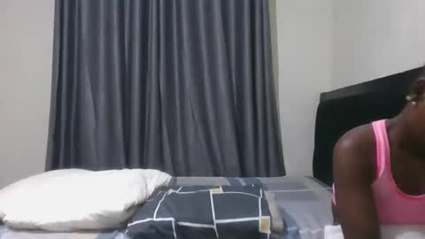 brown_sugar4 online show from April 1, 12:00 am