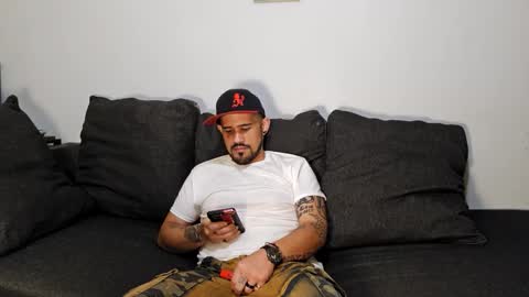 Snapshot of brownboyt chatting on November 14, 7:07 am brownboyt online show from November 14, 7:07 am