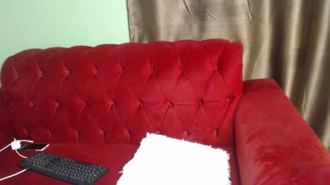 Snapshot of brownebony4 chatting on January 18, 6:34 am Brownie online show from January 18, 6:34 am
