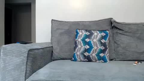 Snapshot of brownebonyagain chatting on December 15, 11:53 pm bella online show from December 15, 11:53 pm