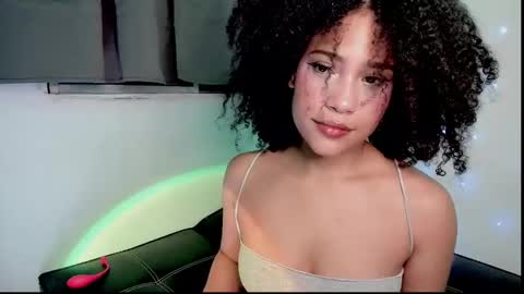 Snapshot of browngirl69 chatting on January 31, 2:48 am miss muller online show from January 31, 2:48 am