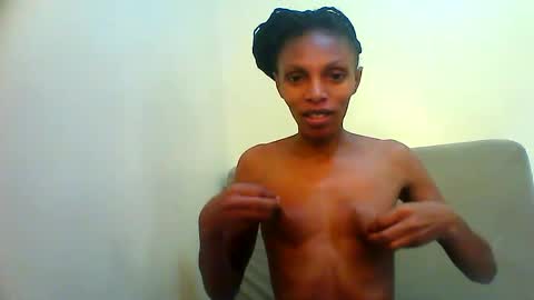 brownminaj_ online show from February 28, 5:36 pm