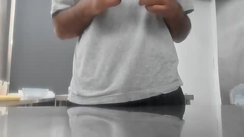 Snapshot of brownskinbull1 chatting on June 27, 12:33 pm brownskinbull1 online show from June 27, 12:33 pm