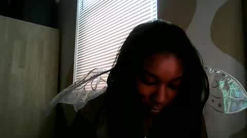 Brownsuagrcutie online show from October 31, 7:48 pm