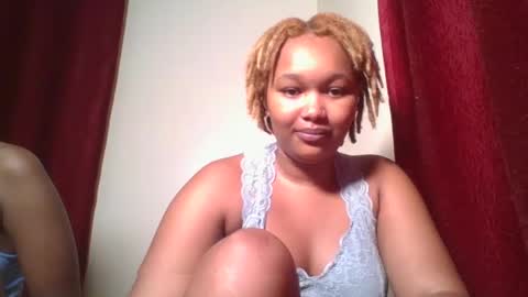 Snapshot of browny_candyz chatting on December 23, 12:57 am Tracy online show from December 23, 12:57 am