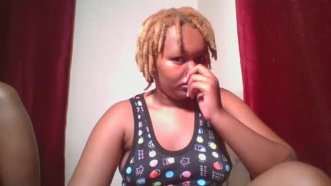 Snapshot of browny_candyz chatting on December 28, 2:22 am Tracy online show from December 28, 2:22 am