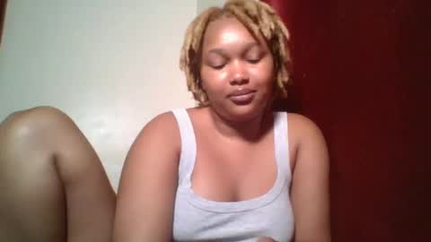 Snapshot of browny_candyz chatting on December 28, 3:26 pm Tracy online show from December 28, 3:26 pm