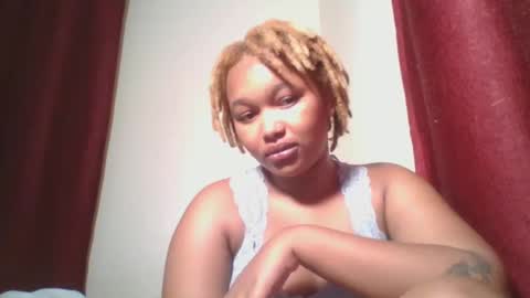 Snapshot of browny_candyz chatting on December 31, 2:51 am Tracy online show from December 31, 2:51 am