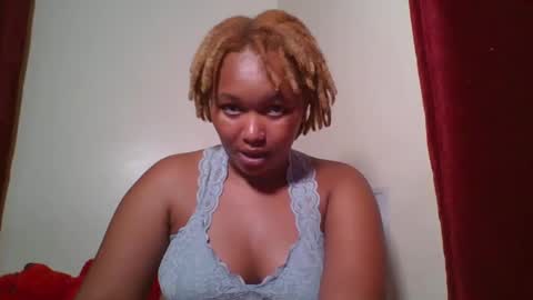 Snapshot of browny_candyz chatting on December 31, 3:53 pm Tracy online show from December 31, 3:53 pm