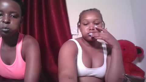Snapshot of browny_candyz chatting on January 20, 12:04 am Tracy online show from January 20, 12:04 am