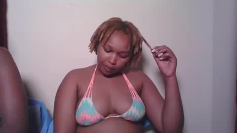 Snapshot of browny_candyz chatting on January 24, 2:41 pm Tracy online show from January 24, 2:41 pm