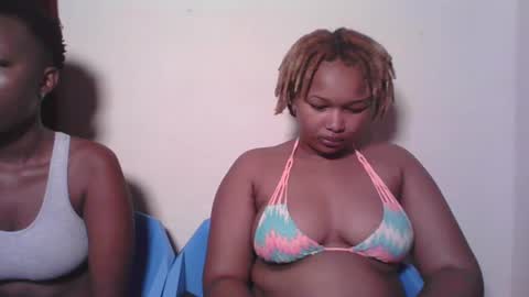 Snapshot of browny_candyz chatting on January 25, 1:43 am Tracy online show from January 25, 1:43 am