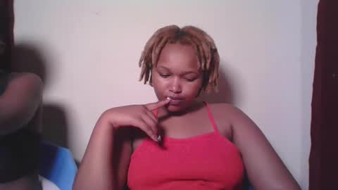 Snapshot of browny_candyz chatting on January 25, 3:20 pm Tracy online show from January 25, 3:20 pm