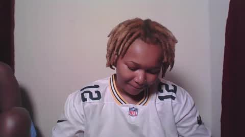 Snapshot of browny_candyz chatting on January 27, 6:41 am Tracy online show from January 27, 6:41 am