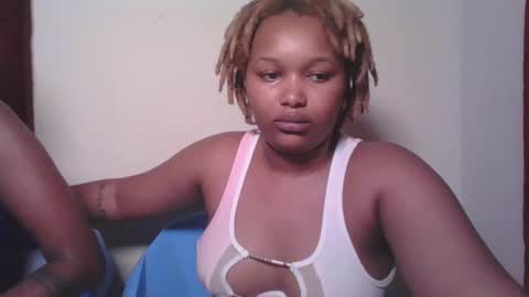 Snapshot of browny_candyz chatting on January 31, 3:22 pm Tracy online show from January 31, 3:22 pm