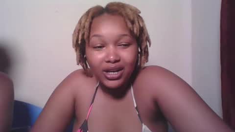 Snapshot of browny_candyz chatting on February 2, 7:20 am Tracy online show from February 2, 7:20 am