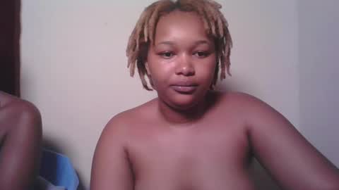 Snapshot of browny_candyz chatting on February 3, 2:14 am Tracy online show from February 3, 2:14 am
