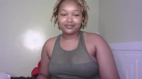 Snapshot of browny_candyz chatting on February 16, 11:16 am Tracy online show from February 16, 11:16 am