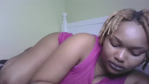 Snapshot of browny_candyz chatting on February 22, 9:56 am Tracy online show from February 22, 9:56 am