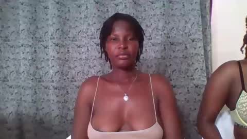 Snapshot of browny_candyz chatting on October 3, 8:44 am Tracy online show from October 3, 8:44 am