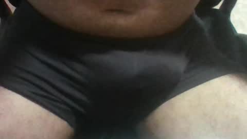 Snapshot of browwww516077 chatting on February 8, 3:32 am browwww516077 online show from February 8, 3:32 am