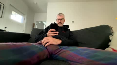 Snapshot of bruce_918 chatting on September 25, 1:15 pm Bruce online show from September 25, 1:15 pm