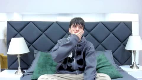 Bruce Hans online show from November 13, 12:04 pm