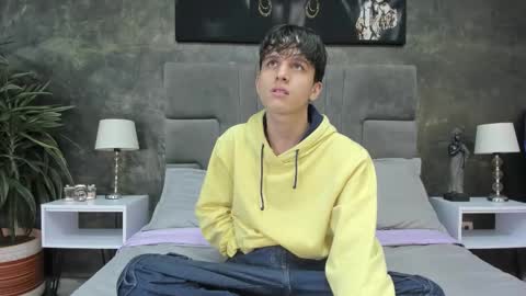 Bruce Hans online show from November 14, 12:04 pm