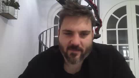 Snapshot of bruce_wayne34 chatting on December 5, 9:29 am Bruce Wayne online show from December 5, 9:29 am