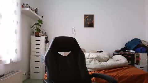 Snapshot of brucemf chatting on September 21, 12:07 pm Bruce online show from September 21, 12:07 pm