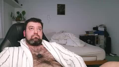 Snapshot of brucemf chatting on October 3, 4:48 pm Bruce online show from October 3, 4:48 pm