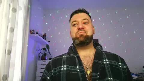 Snapshot of brucemf chatting on October 16, 3:57 pm Bruce online show from October 16, 3:57 pm